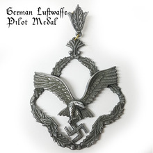 [BS] WWII German Luftwaffe Pilot Badge medal